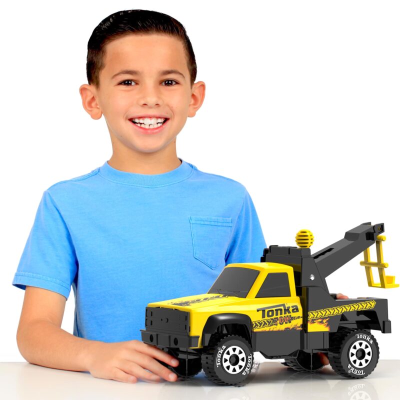 Tonka Tow Truck - US 8504